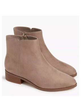 J.CREW Sueded‎ Flat Ankle Boots Size 9.5 Grey NIB Fall Modern Preppy Casual